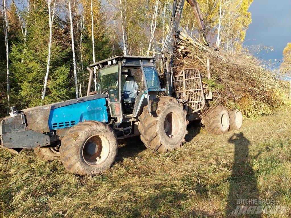Valtra 8400 Metsätraktorit