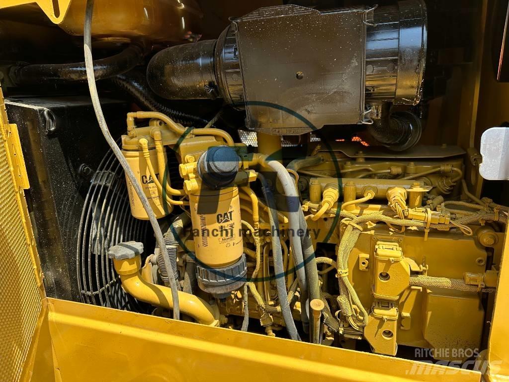 CAT D 5 K Telaketjupuskutraktorit