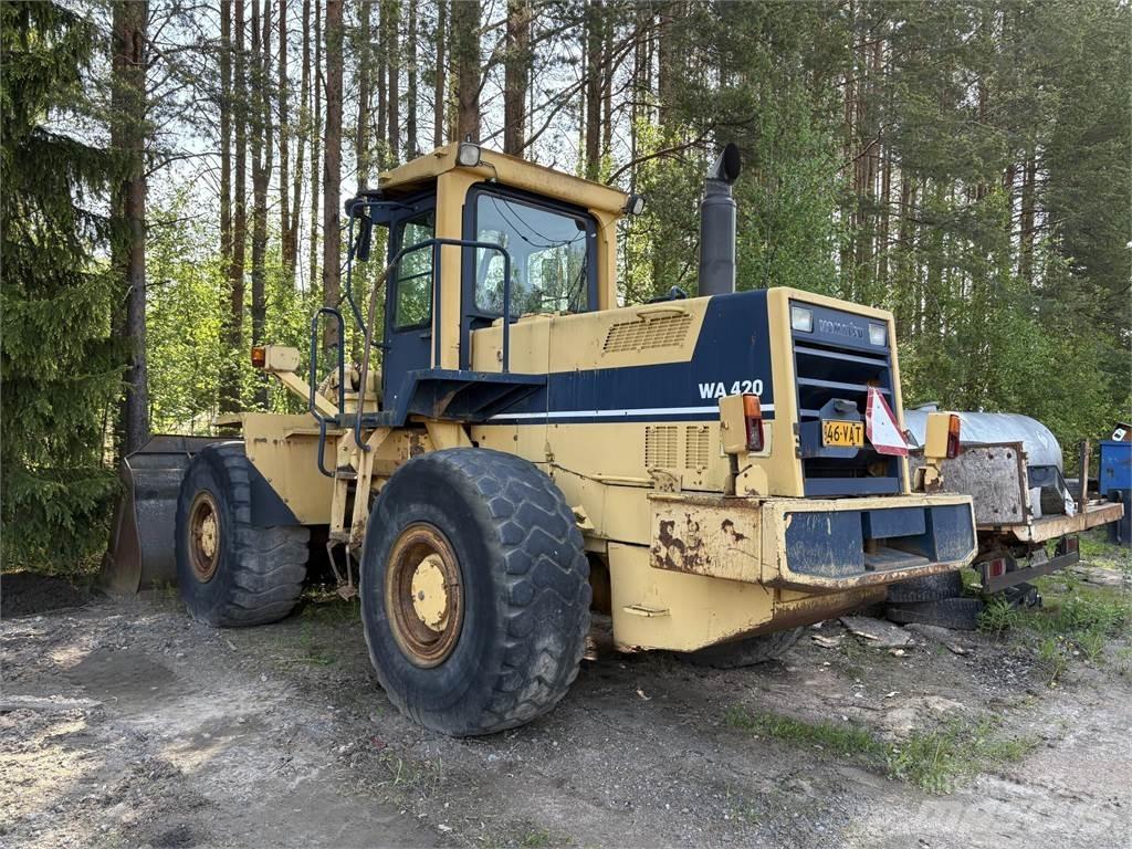 Komatsu WA420-1 Pyöräkuormaajat