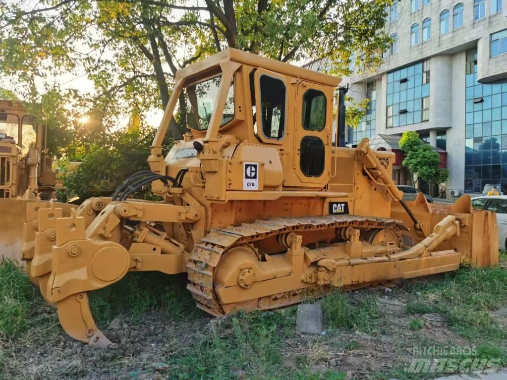 CAT D7G Telaketjupuskutraktorit