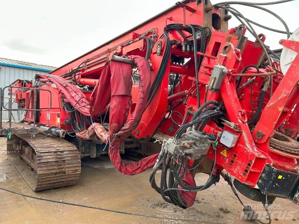 Soilmec SR70 Paalutuskoneet