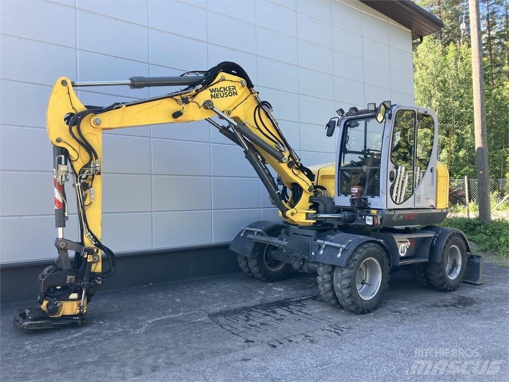 Wacker Neuson EW 100 Pyöräkaivukoneet