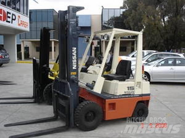Nissan H01A18U Muut haarukkatrukit