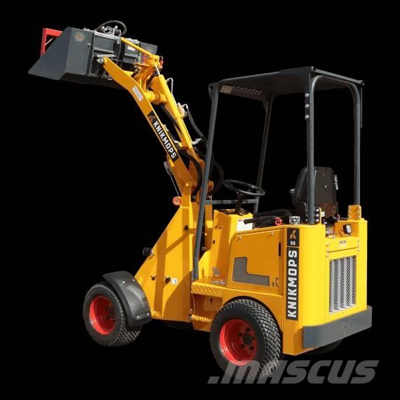 Knikmops KM95H Etukuormaimet ja kaivuulaitteet