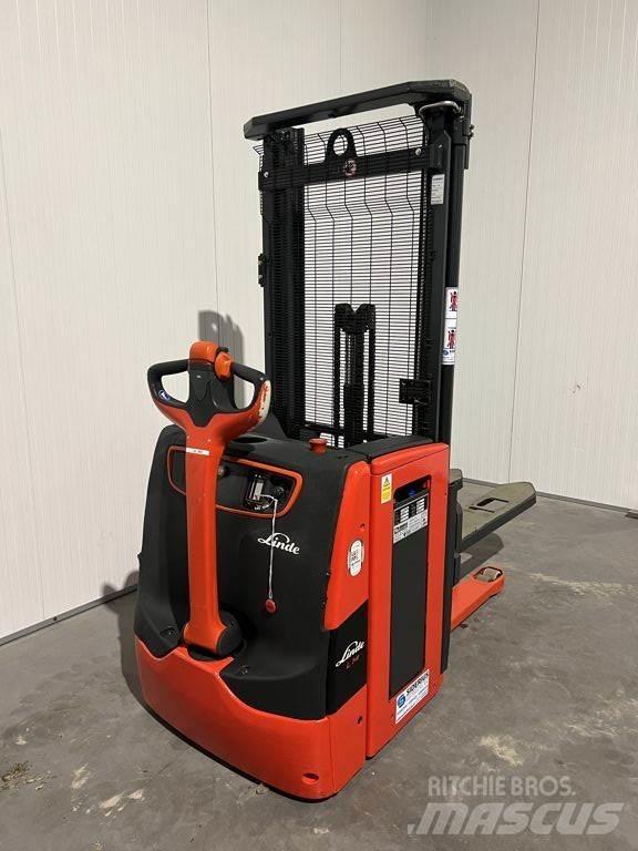 Linde L14 Käyden ajettavat pinoamistrukit