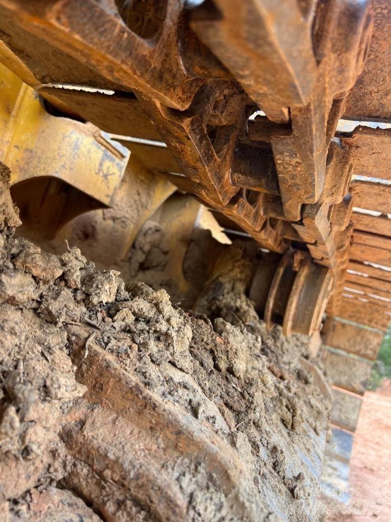 John Deere 450 HLGP Telaketjupuskutraktorit