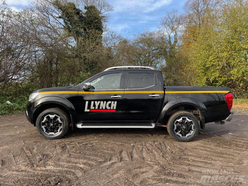 Nissan Navara Lava-autot