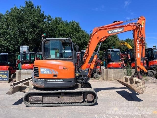 Doosan DX 63-3 Minikaivukoneet < 7t