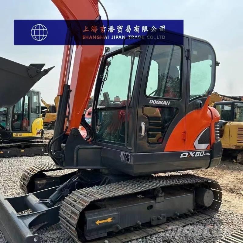 Doosan DX 60-9C Minikaivukoneet < 7t