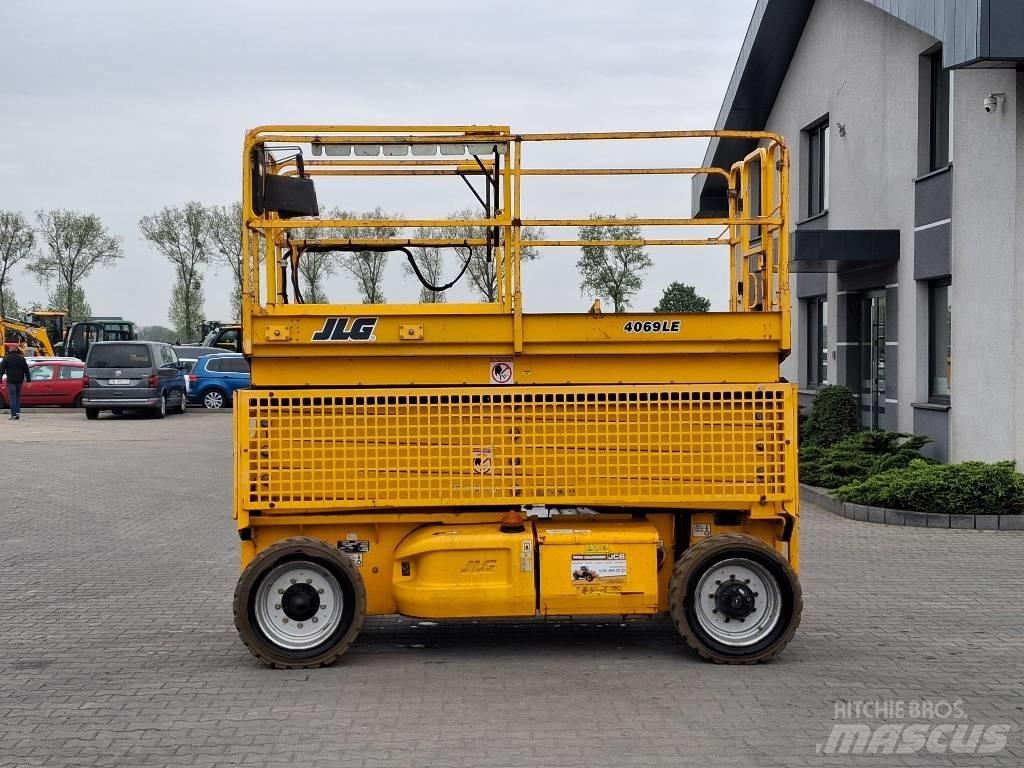 JLG 4069 LE Saksilavat