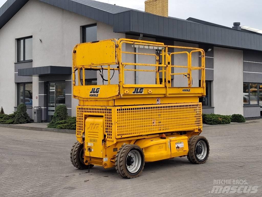 JLG 4069 LE Saksilavat