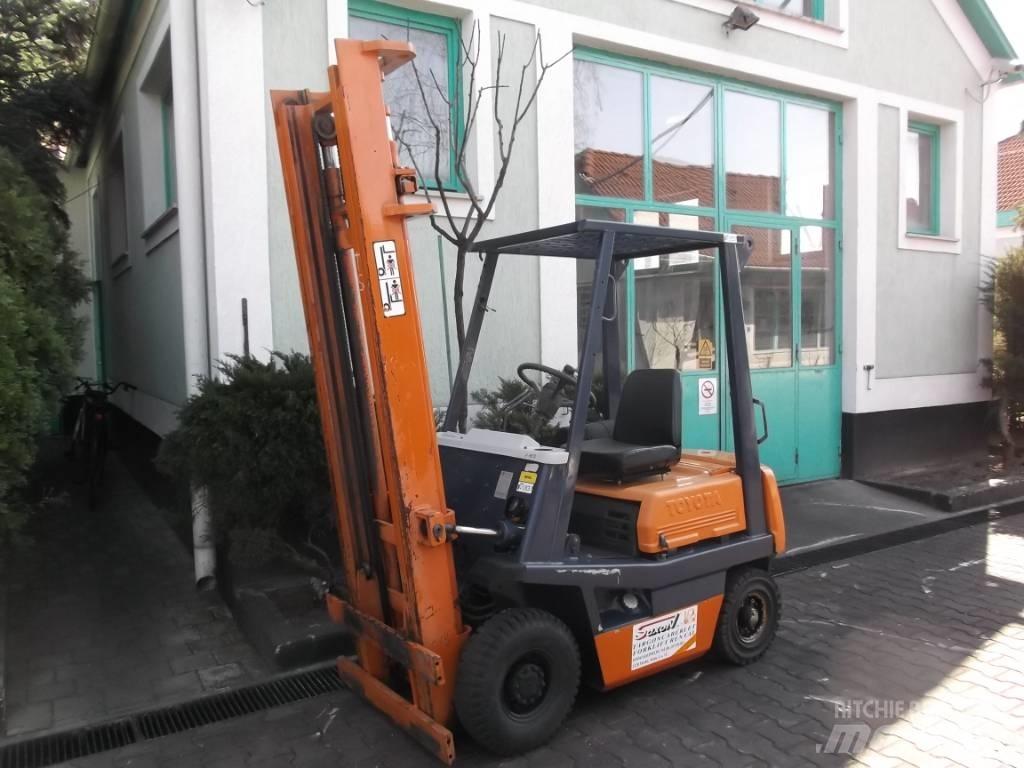 Toyota 3 FD 14 Dieseltrukit