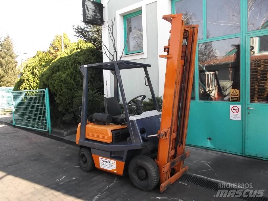 Toyota 3 FD 14 Dieseltrukit