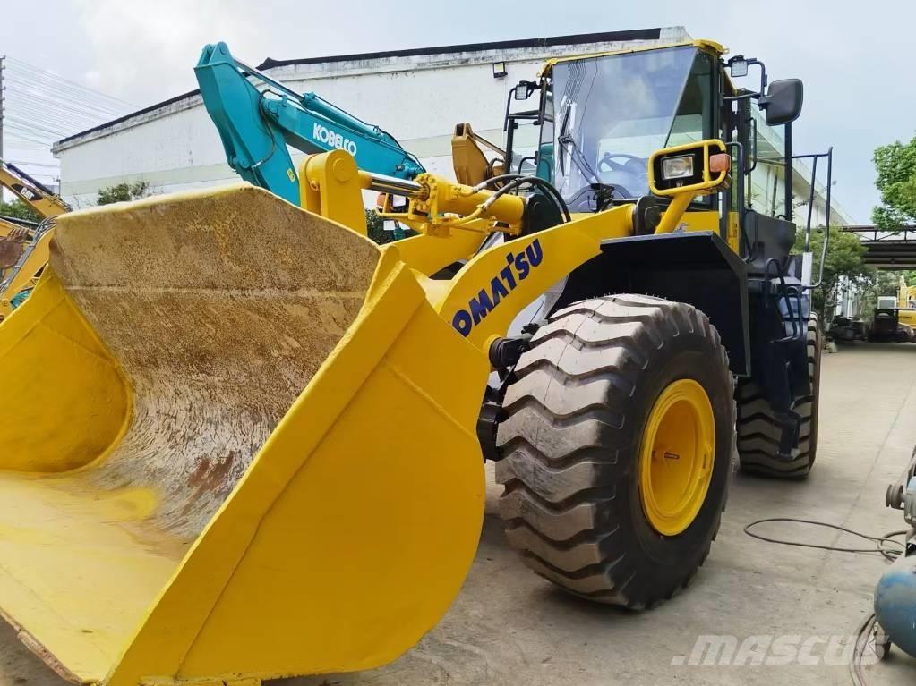 Komatsu WA 380 Pyöräkuormaajat
