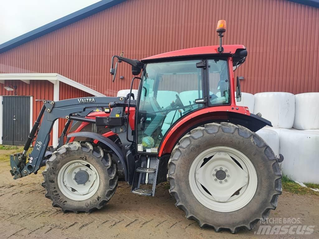 Valtra A 75 Traktorit