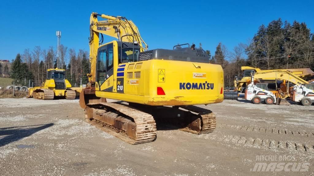 Komatsu PC 210 LC-11 Telakaivukoneet