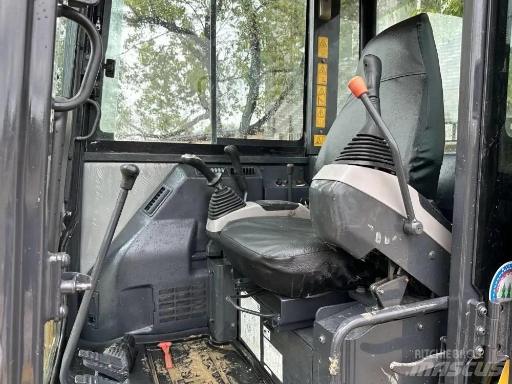 Komatsu PC 56-7 Minikaivukoneet < 7t