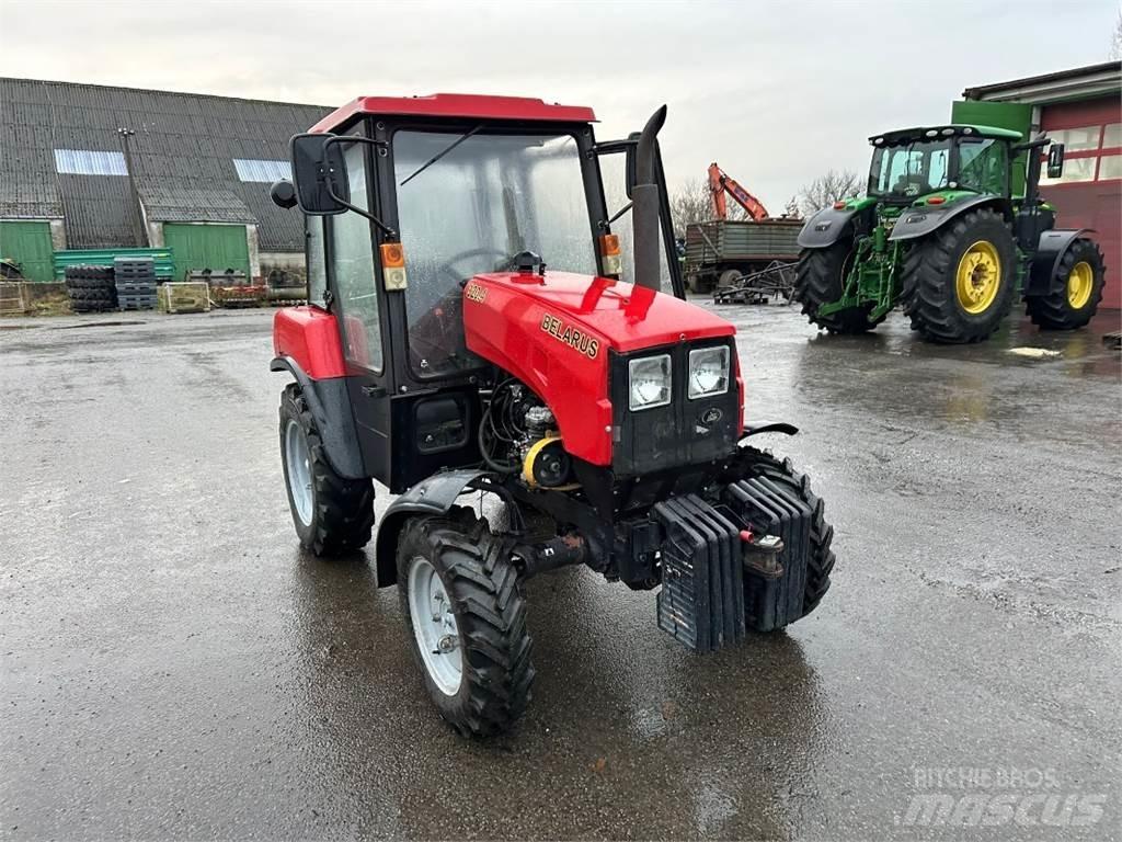 Belarus MTS 320 Traktorit