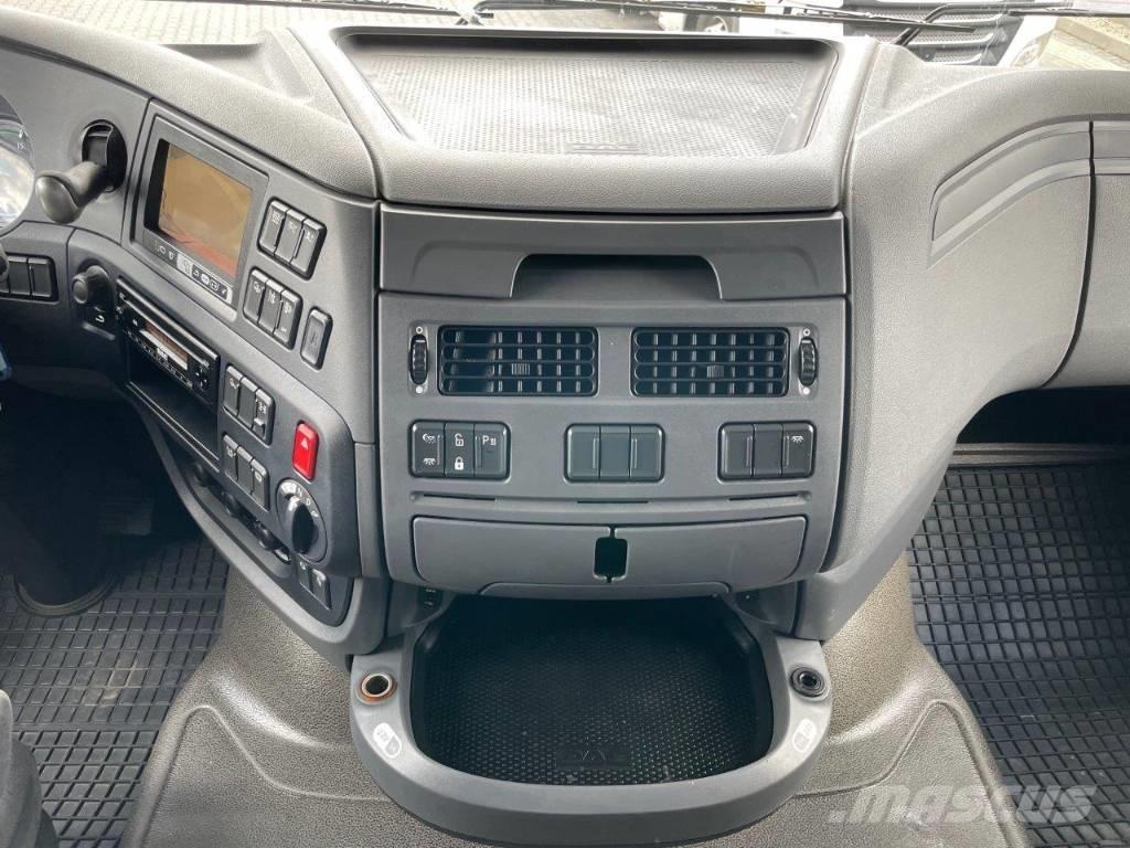 DAF FT460XF Vetopöytäautot