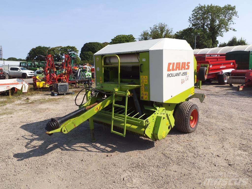 CLAAS Rollant 255 RC Pyöröpaalaimet