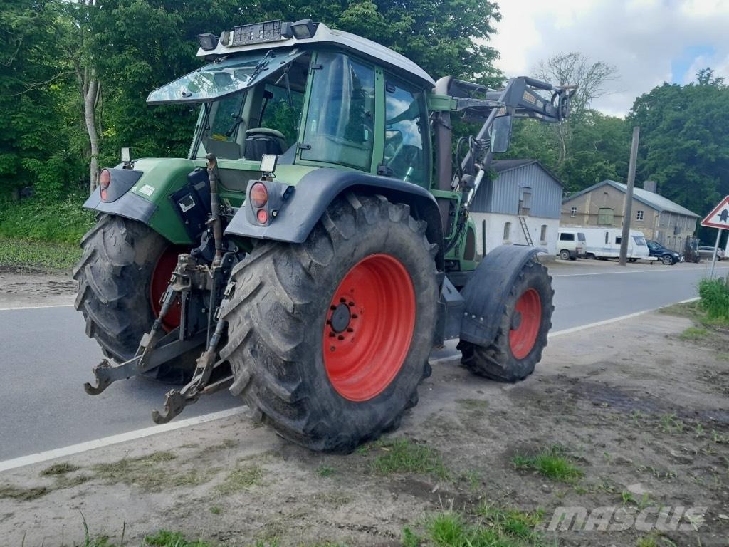 Fendt 712 Vario Traktorit