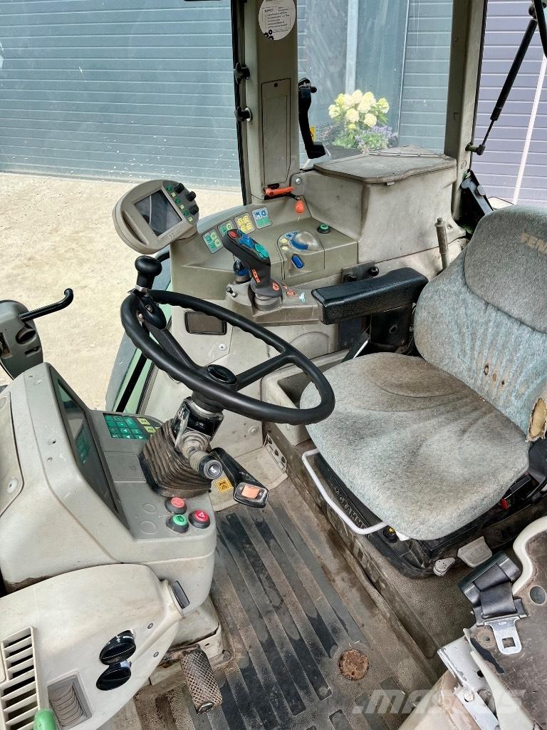Fendt 712 Vario Traktorit