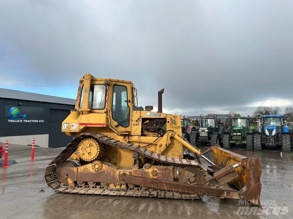 CAT D 5 H Telaketjupuskutraktorit