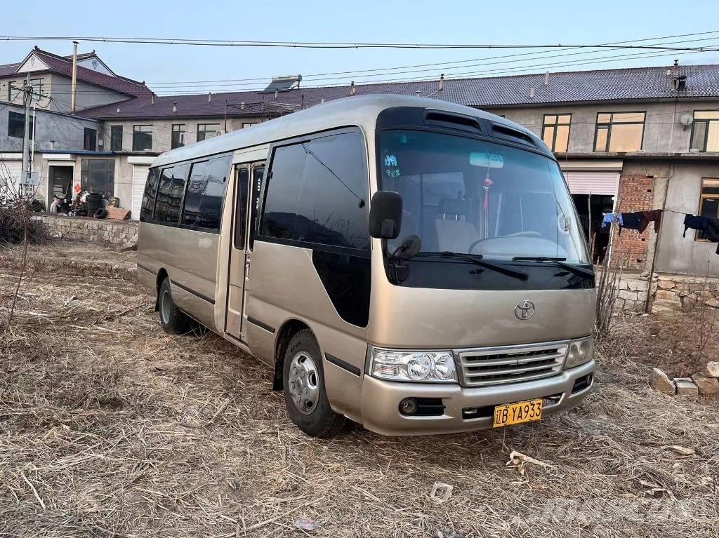 Toyota Coaster Bus Minibussit