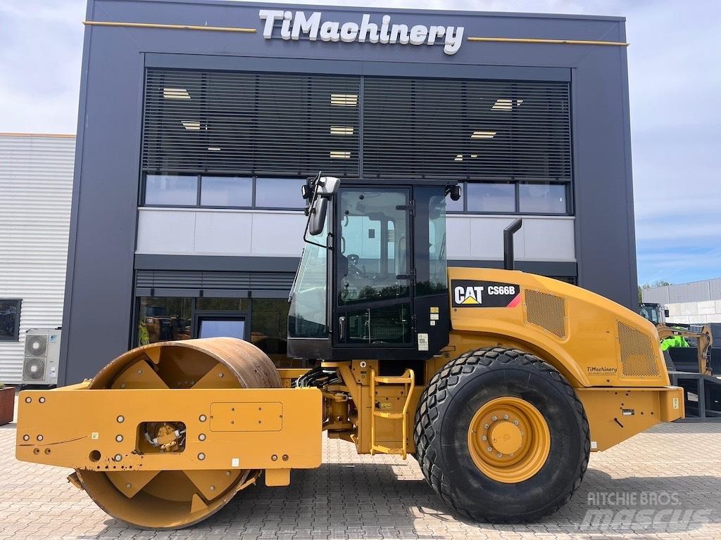 CAT CS 66 B Yksivalssijyrät