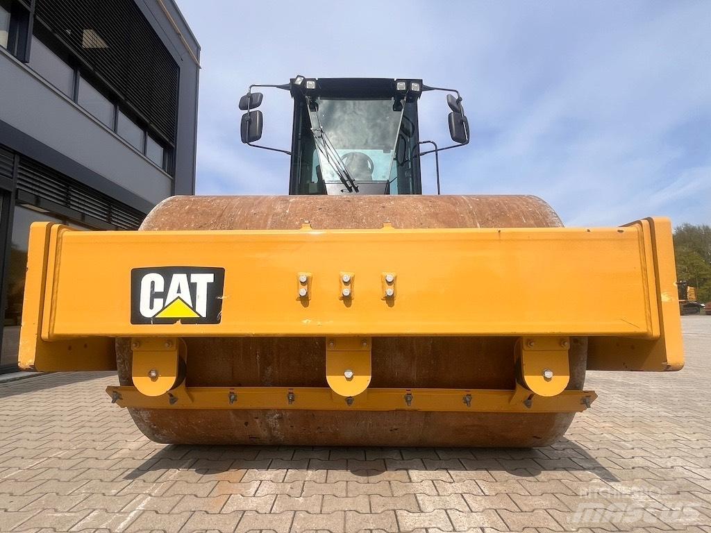 CAT CS 66 B Yksivalssijyrät