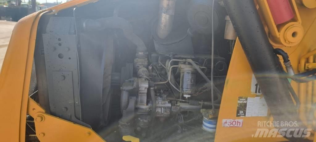 JCB 3 CX Kaivurikuormaajat