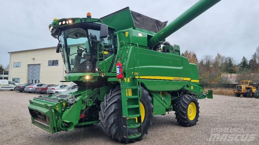 John Deere T670i Leikkuupuimurit