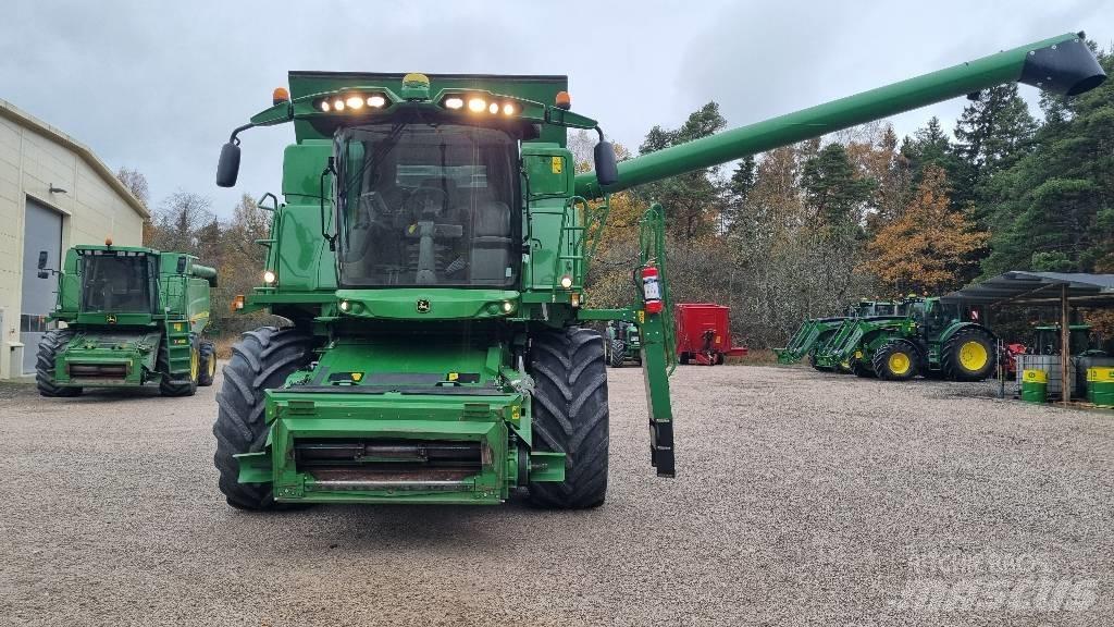 John Deere T670i Leikkuupuimurit