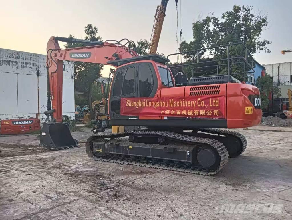 Doosan DX 225 LC-9C Telakaivukoneet