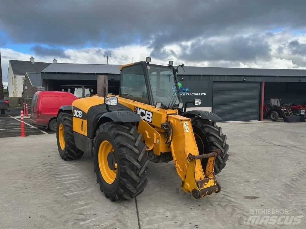 JCB 526-56 Agri Maatalouskurottajat