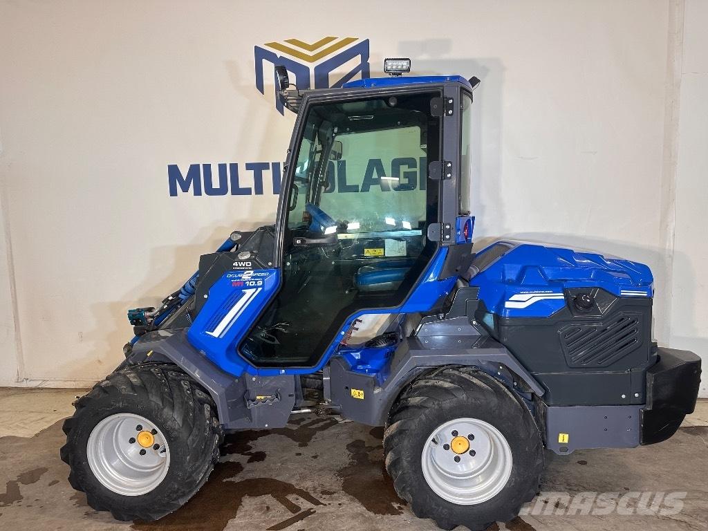 Multione 10.9 Liukuohjatut kuormaajat