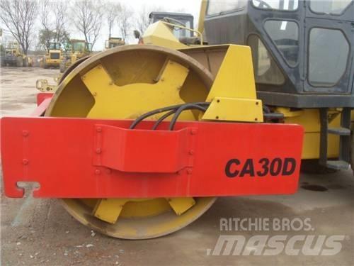 Dynapac CA30D Yksivalssijyrät