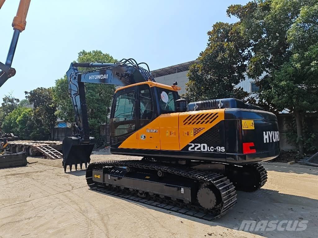 Hyundai R220LC-9S Telakaivukoneet