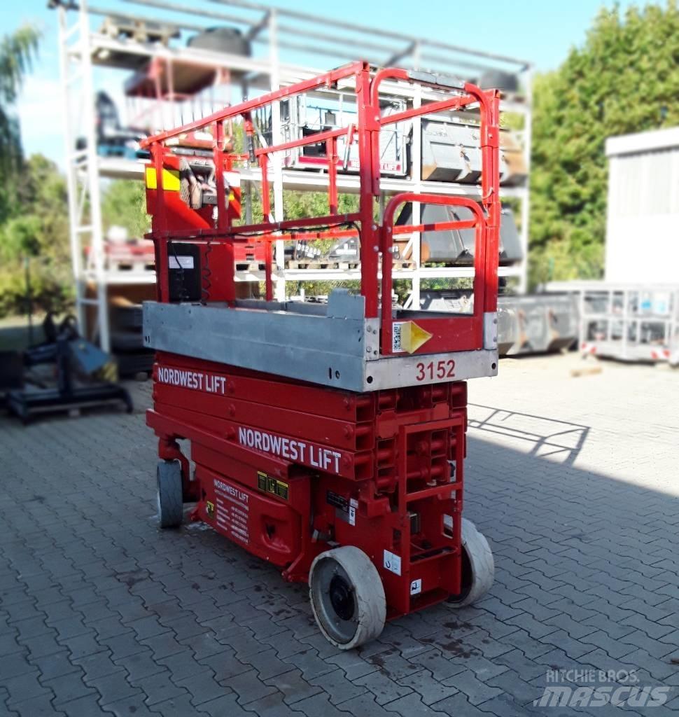JLG 2630 ES Saksilavat