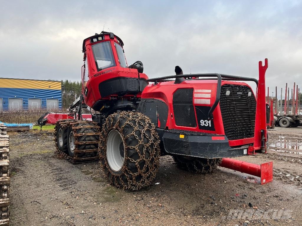 Komatsu 931 Harvesterit