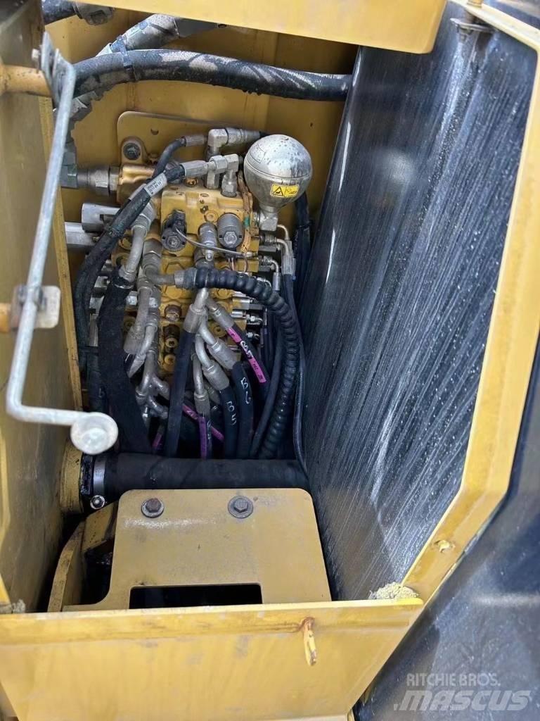 CAT 305.5E Telakaivukoneet