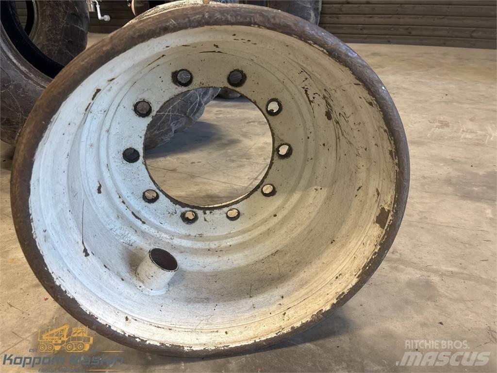 Gremo 950 20x22,5 Renkaat ja vanteet