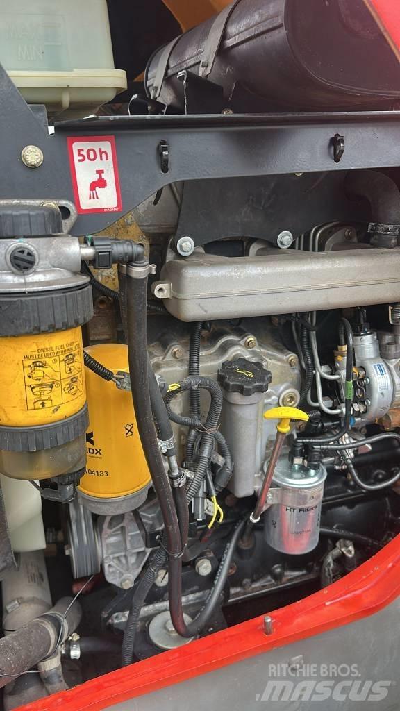 JCB 528-70 Kurottajat