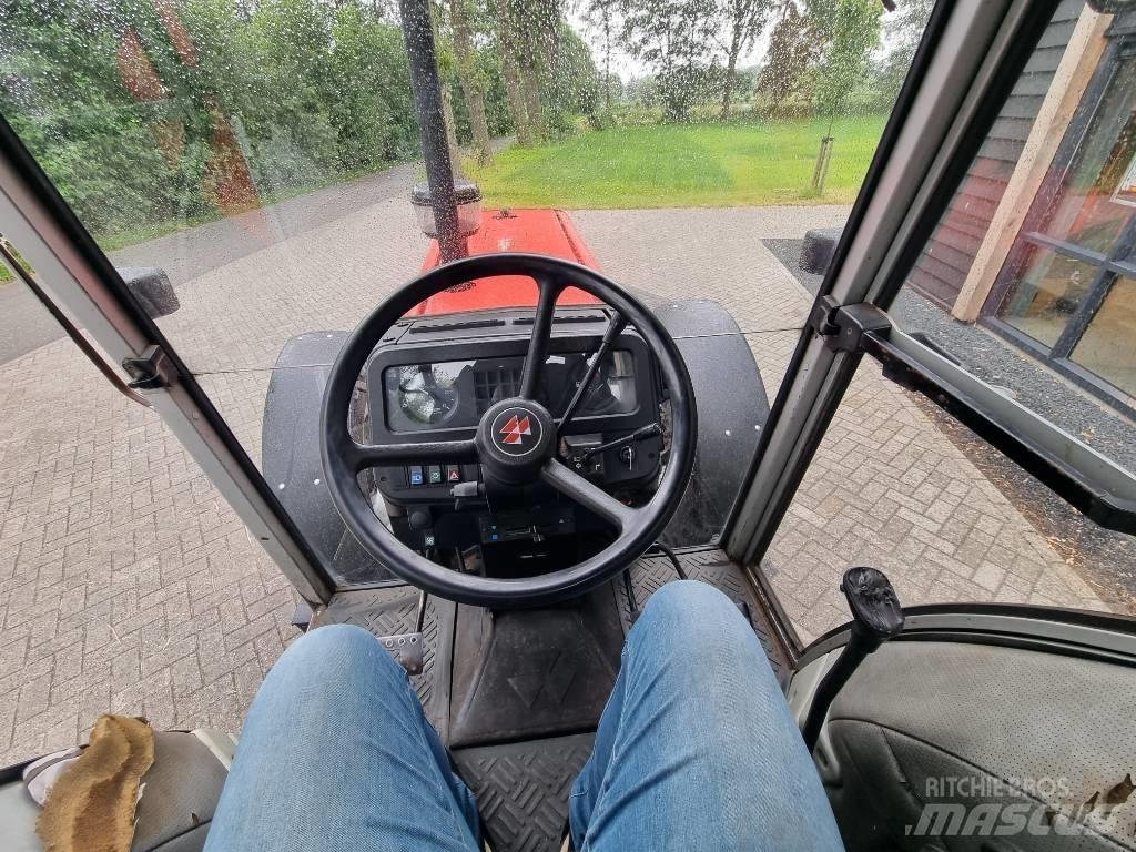 Massey Ferguson 390 Traktorit