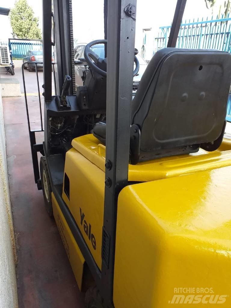 Yale GDP20AF Dieseltrukit