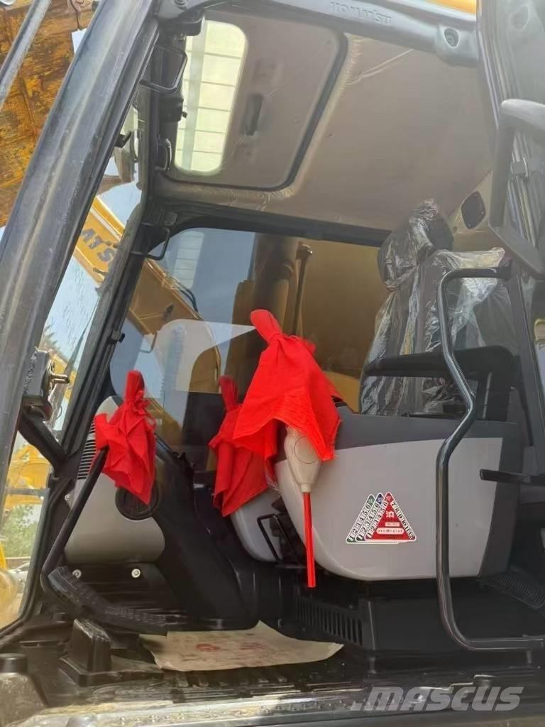 Komatsu 240LC-8 Telakaivukoneet