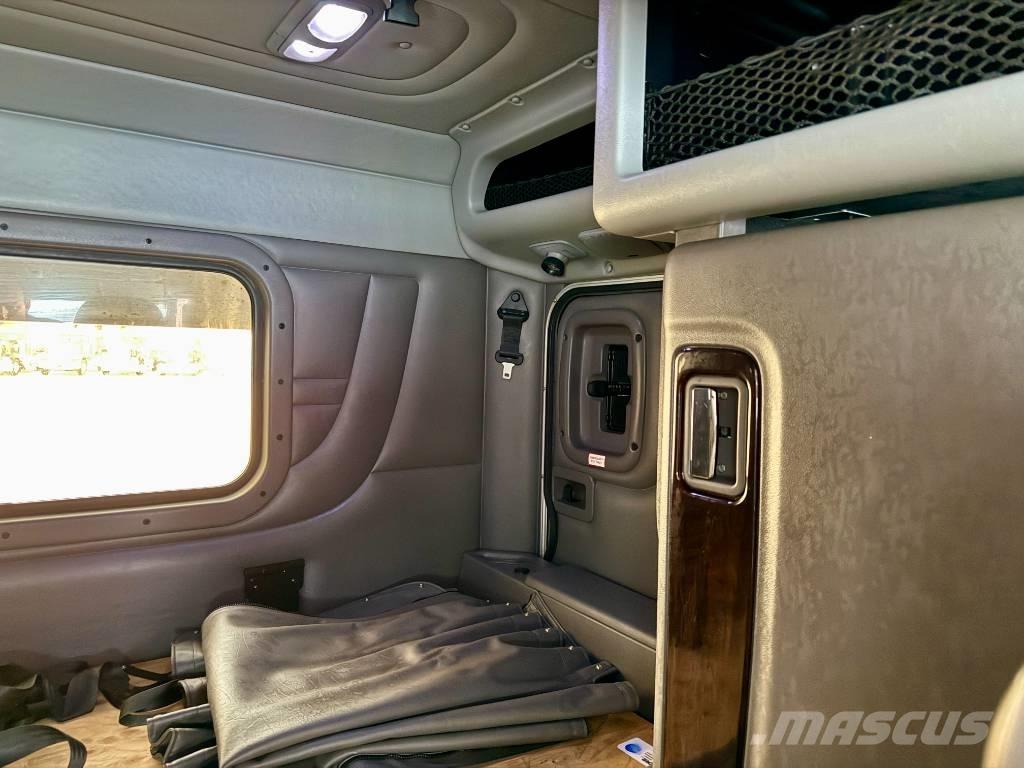 Peterbilt 389 Vetopöytäautot