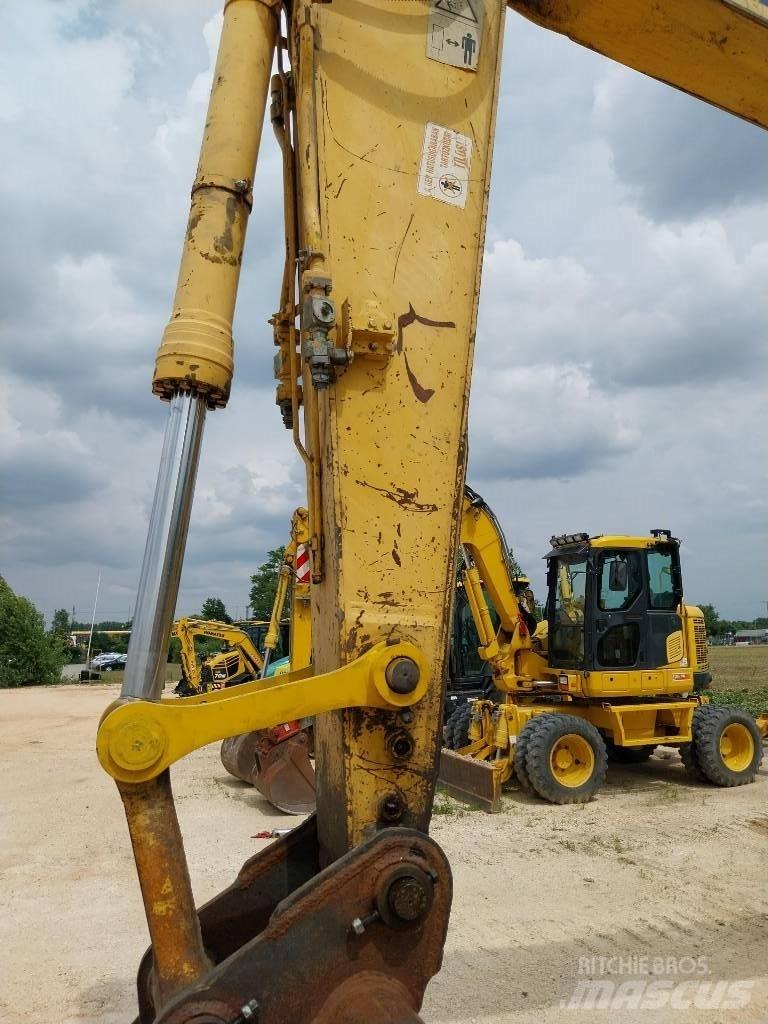 Komatsu PC 240 LC-8 Telakaivukoneet