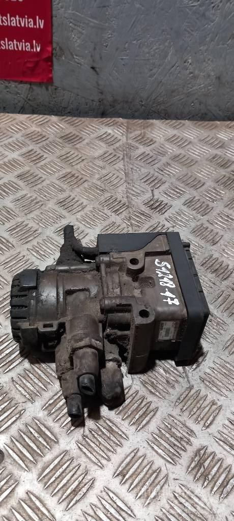 Scania R 440   1879275 Jarrut