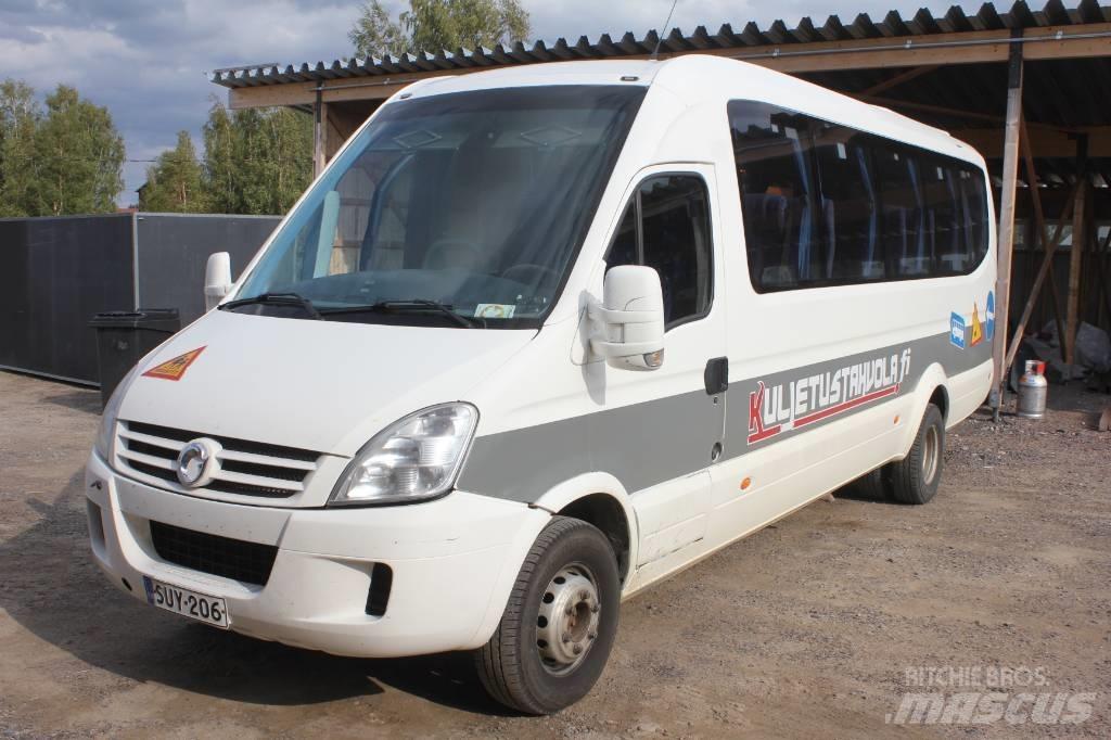 Iveco Daily Minibussit